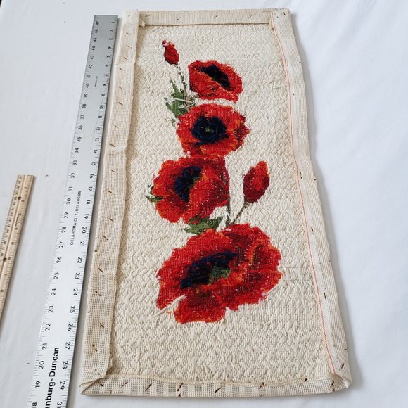 Large Vintage 17.5x32 Completed RED POPPY Needlepoint Needlework - Picture 9 of 9